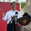 Menteri Pertanian Andi Amran Sulaiman menyampaikan keterangan pers di Istana Kepresidenan, Jakarta, Kamis (20/6). Foto/ANTARA