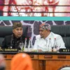 Ketua DPRD Kota Bogor, Atang Trisnanto bersama Pj Gubernur Jabar, Bey Machmudin. (Foto: Humpro DPRD Kota Bogor)