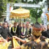 Penjabat Gubernur Jawa Barat Bey Machmudin menghadiri Rapat Paripurna DPRD Kota Cimahi dalam rangka Peringatan Hari Jadi Ke -23 Kota Cimahi di Gedung DPRD Kota Cimahi, Jum'at (21/6/2024).(Foto: Biro Adpim Jabar)