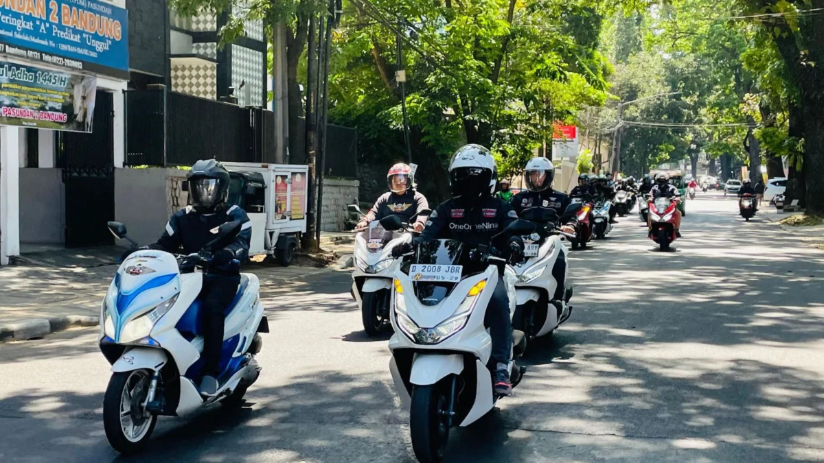 Mabar Varian PCX’ Jalin Silaturahmi Bersama Komunitas Sepeda Motor Honda
