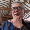 Penjabat Wali Kota Bandung, Bambang Tirtoyuliono saat ditemui Jabar Ekspres, di Pendopo Bandung. (Nizar/Jabar Ekspres)