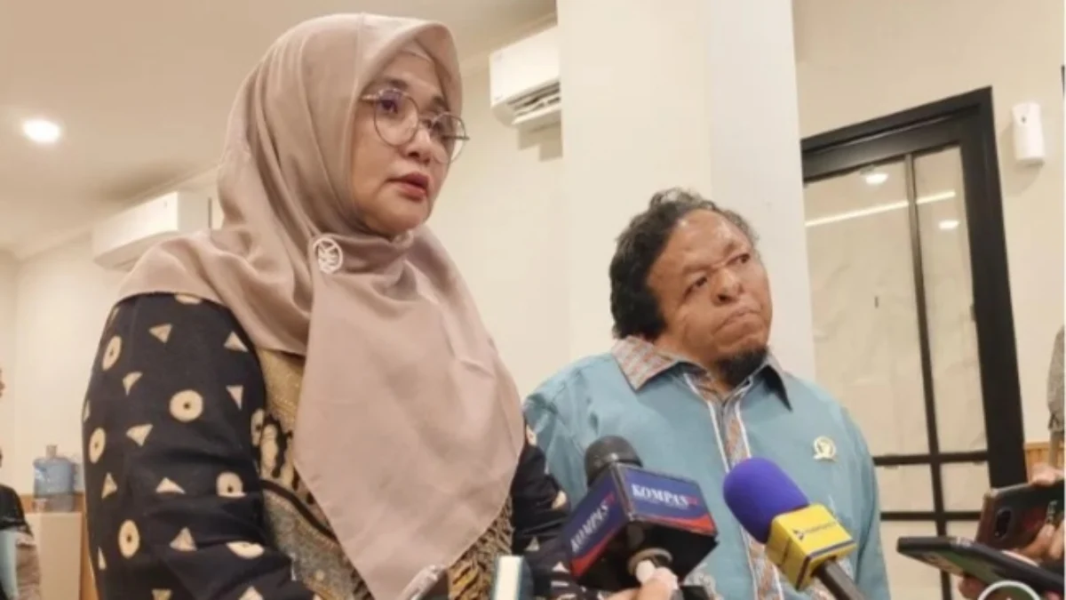 Anggota Komnas HAM Putu Elvina (kiri) dan anggota Komnas HAM Hari Kurniawan (kanan). Foto/ ANTARA