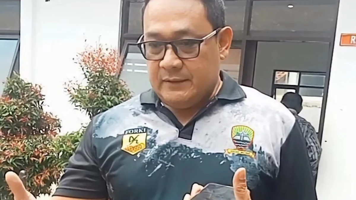 Kadiskominfosanditik Kabupaten Sumedang, Bambang Rianto mengatakan, keamanan data di wilaahnya aman dari peretasan. Sabtu (29/6/2024). (Yanuar/Jabar Ekspres)