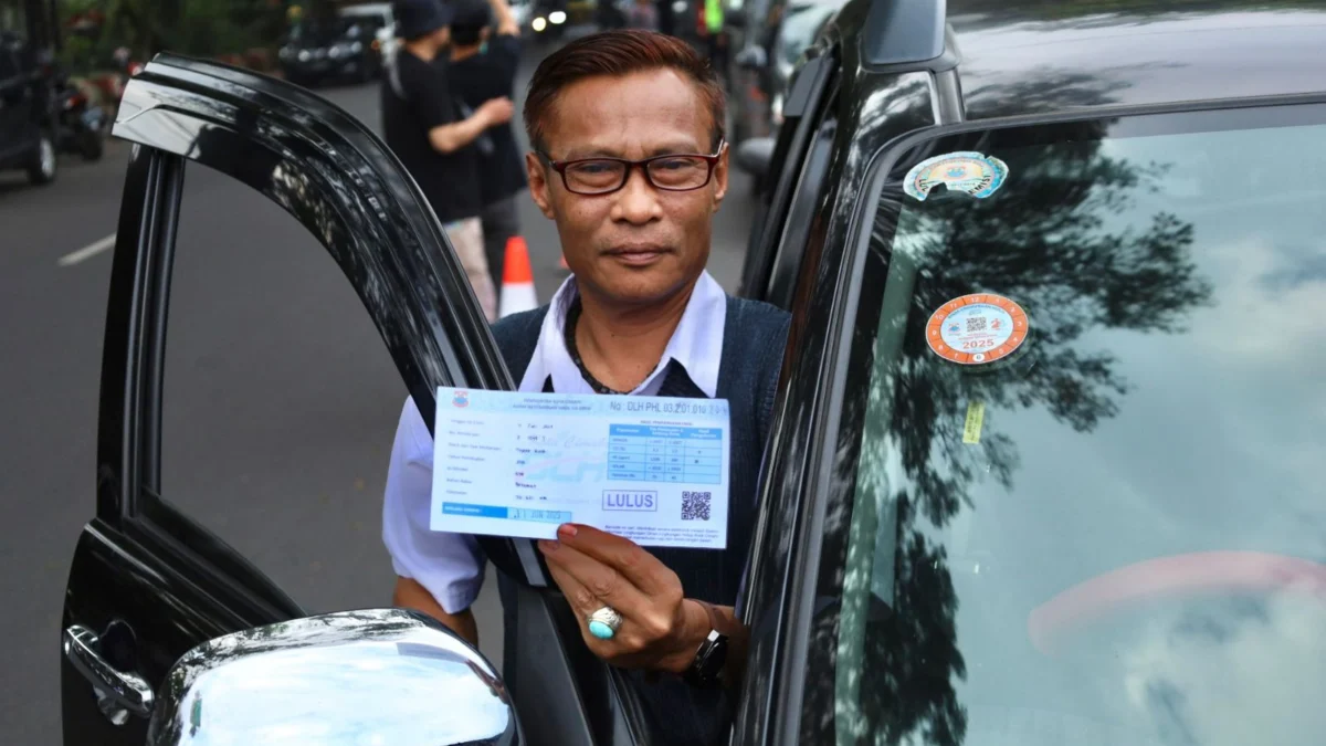 Doc. Antusiasme Masyarakat Mengikuti Uji Emisi Gratis DLH Kota Cimahi (Istimewa)