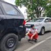 Doc. Uji Emisi Kendaraan Hari Pertama di Jalan Gedung Empat, Kota Cimahi oleh Dinas Lingkungan Hidup Kota Cimahi (Mong)