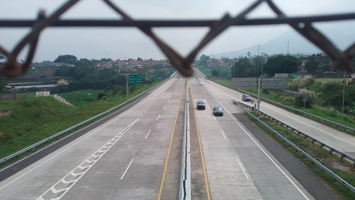 Ilustrasi: Ruas Jalan Tol Cisumdawu di wilayah Kabupaten Sumedang. (Yanuar/Jabar Ekspres)