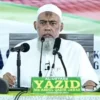 Ustadz Yazid Bin Abdul Qodir Jawas saat memberikan tausiahnya.