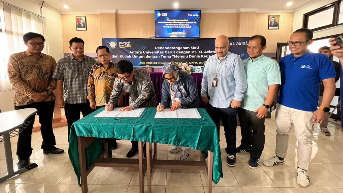 Penandatanganan kerjasama antara XL Axiata dan Universitas Garut di di kampus UNIGA, pada Jum’at, 28 Juni 2024.