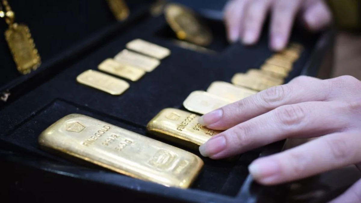 Harga Emas Antam Hari Ini Melonjak Jadi Rp1,412 Juta per Gramnya