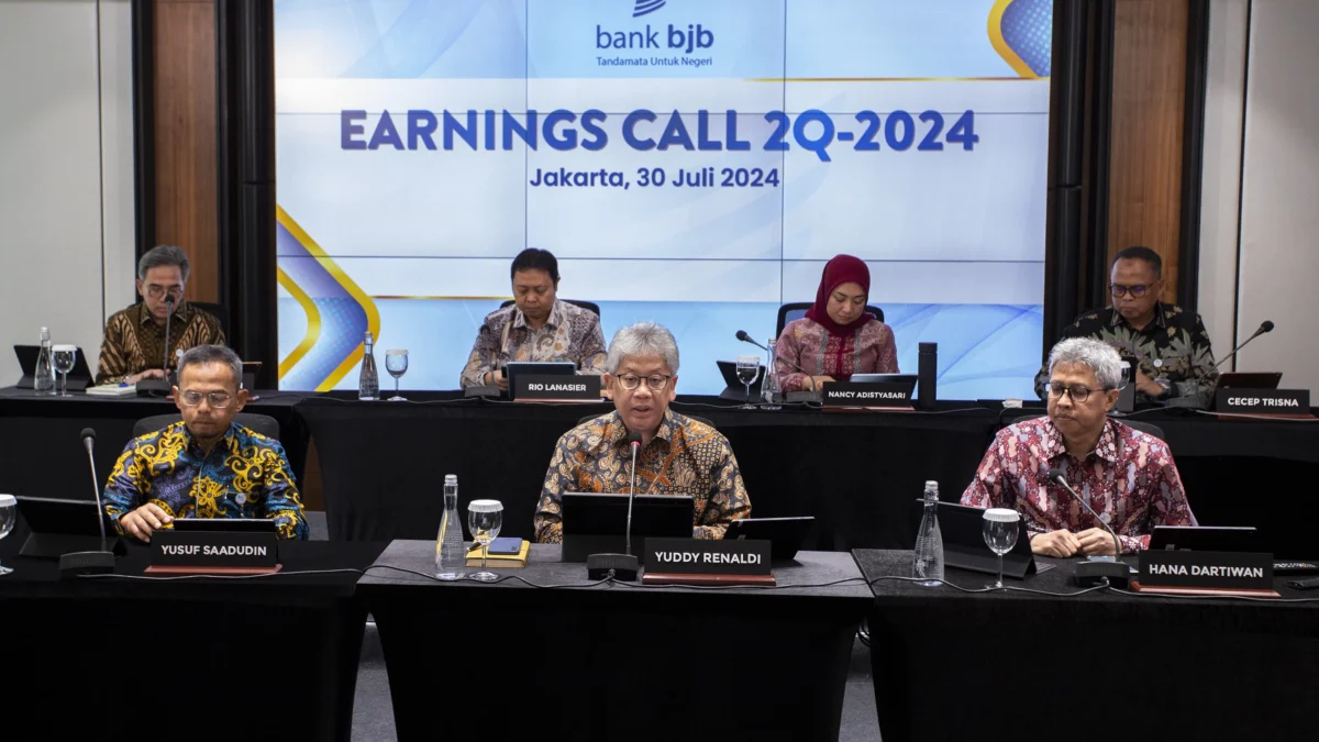 Direktur Utama bank bjb, Yuddy Renaldi saat earnings call Triwulan II 2024, di Gedung bank bjb T-Tower, Jakarta (30/7).