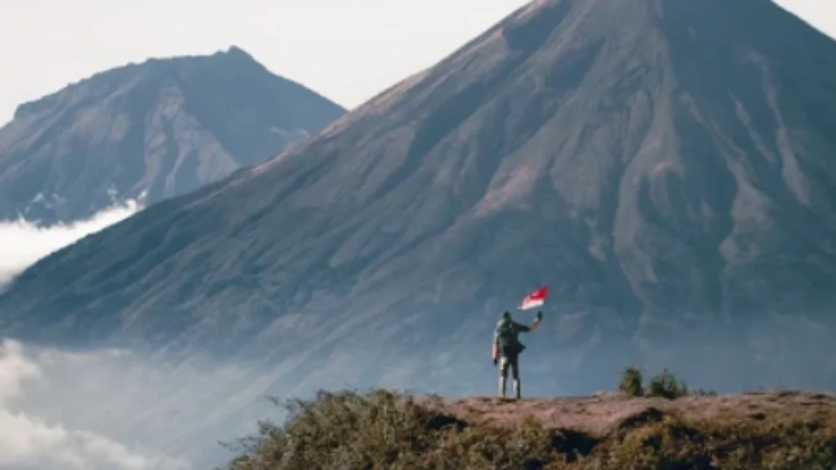 Ini Dia Rekomendasi 7 Gunung yang Cocok Didaki Saat Rayakan Kemerdekaan 17 Agustus