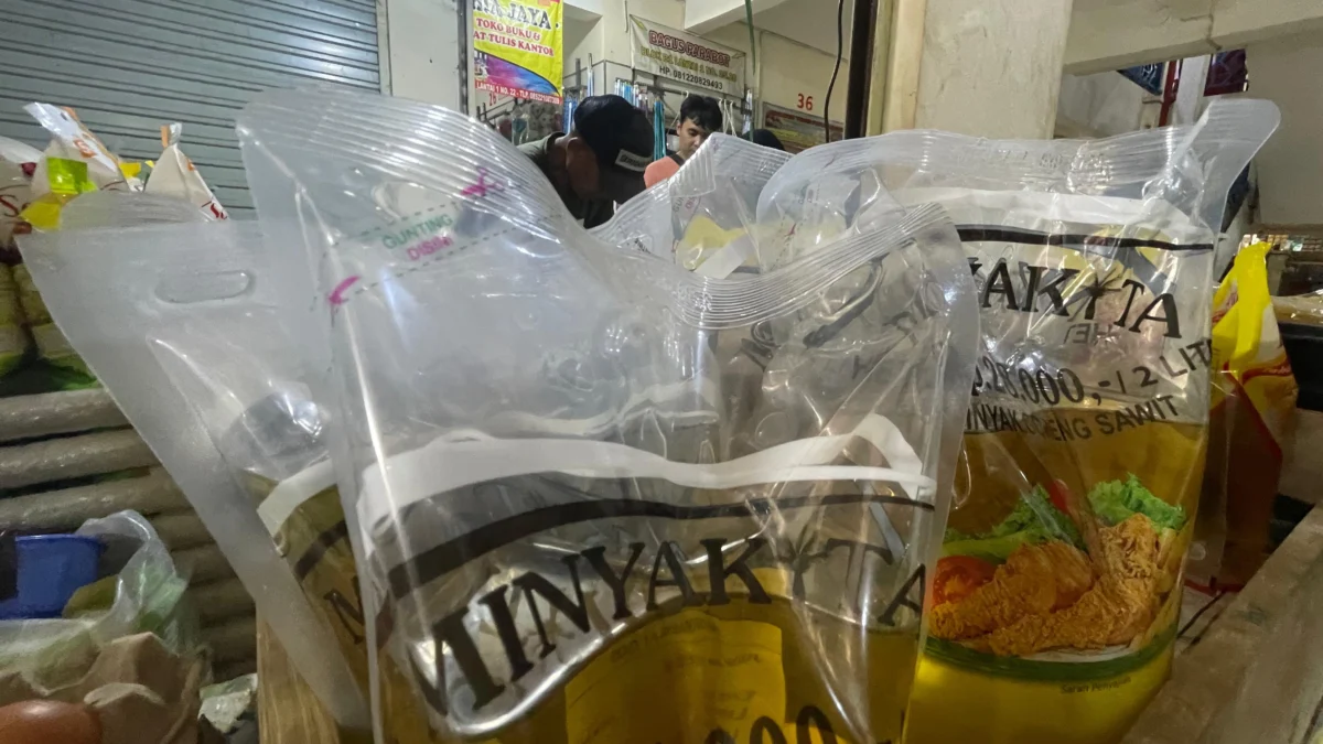 HET Minyakita resmi naik menjadi Rp15.700 per liter. Jumat (19/7). Foto Jabar Ekspres