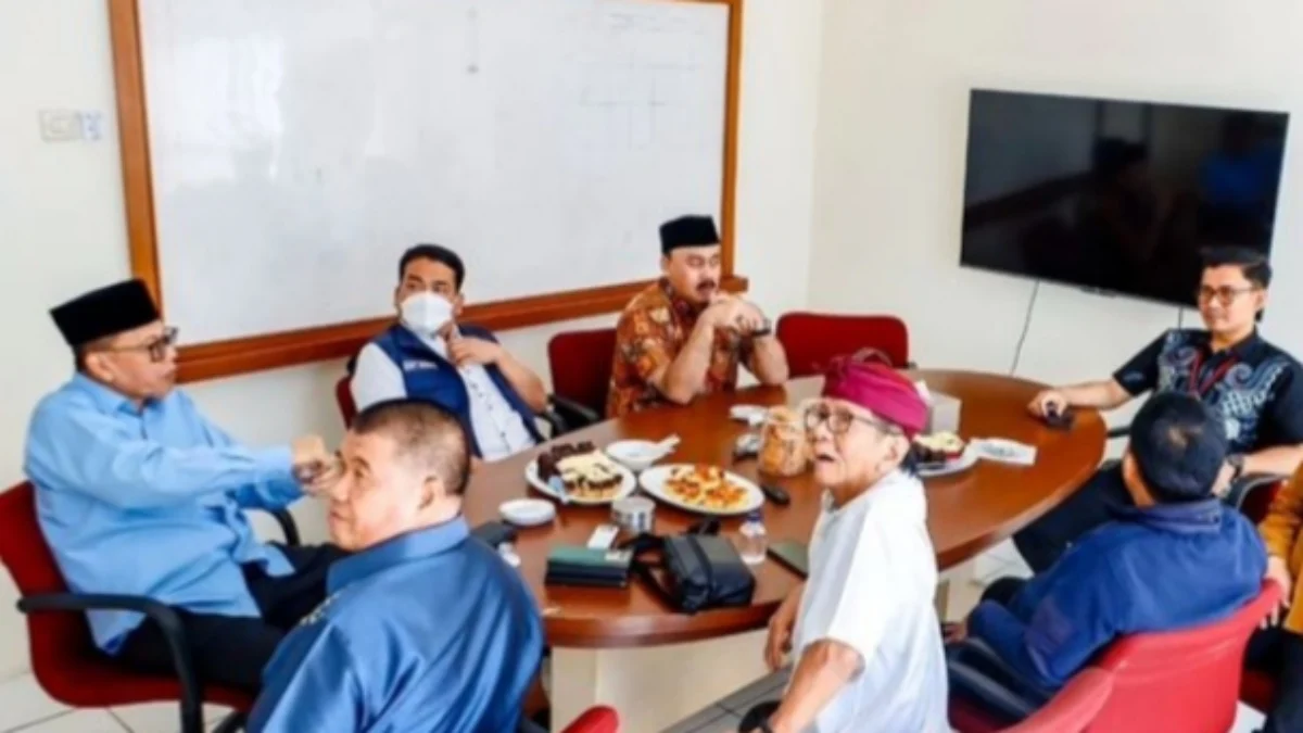 Komisi III Dorong Bank BJB Tingkatkan Sosialisasi Sasar Masyarakat Bawah Komisi III DPRD Jabar saat meninjau kantor Bank BJB di daerah.(ist)