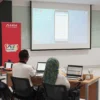 AHM_BestStudent_01 & 02: Para peserta AHM Best Student sedang memaparkan karya inovasinya di hadapan dewan juri dalam kegiatan seleksi tingkat Nasional AHM Best Student 2023.