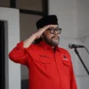 Survei Indikator: Ono Surono Masuk 5 Besar Calon Gubernur Jabar Ketua DPD PDI Perjuangan Jabar Ono Surono masuk lima besar Calon Gubernur Jabar 2024 berdasarkan hasil survei Indikator Politik Indonesia.