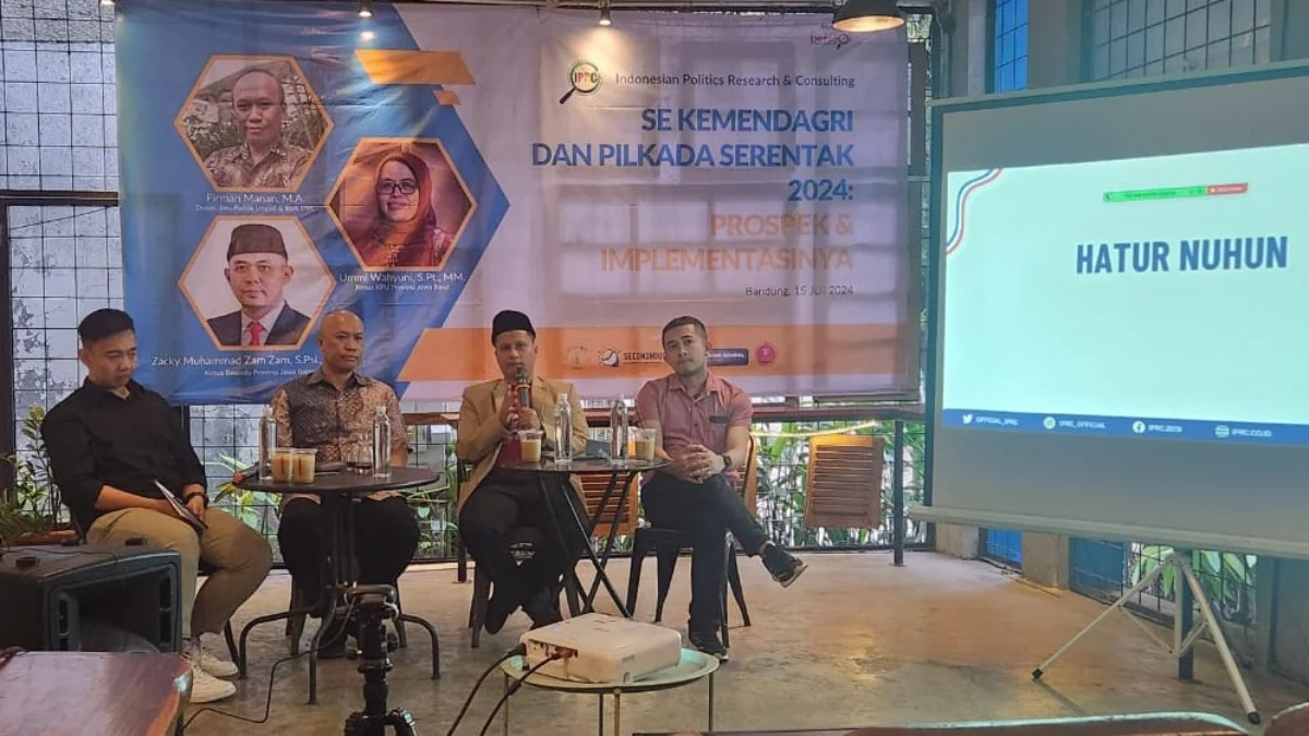 Diskusi yang dilaksanakan IPRC bertajuk SE Kemenag dan Pilkada Serentak 2024: Prospek dan Implementasinya' di Anatomi Coffee & Space, Kota Bandung, Senin (15/7).