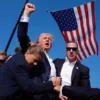 Donald Trump: Saya Ditembak Dengan Peluru yang Menembus Bagian Atas Telinga Kanan Saya Donald Trump : Saya Ditembak Dengan Peluru yang Menembus Bagian Atas Telinga Kanan Saya