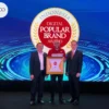 Popular di Ranah Pengiriman, JNE Sabet Indonesia Digital Popular Brand Award 2024 JNE mendapatkan penghargaan ”Indonesia Digital Popular Brand Award (IDPBA) 2024” dalam kategori Jasa Pengiriman