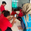 Edukasi Tingkatkan Transaksi PLN Mobile, PLN Unit Layanab Cibabat Lakukan Program Grebek Office