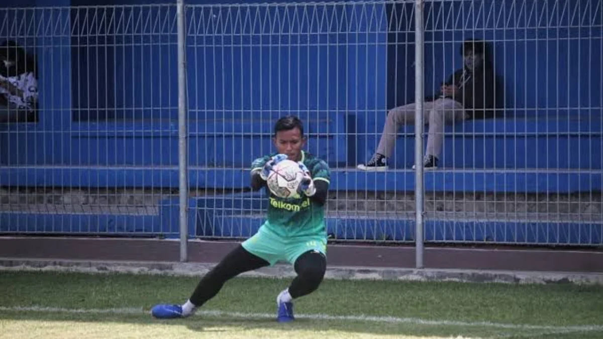 Kiper Persib Bandung, Teja Paku Alam (Dok. Jabar Ekspres)