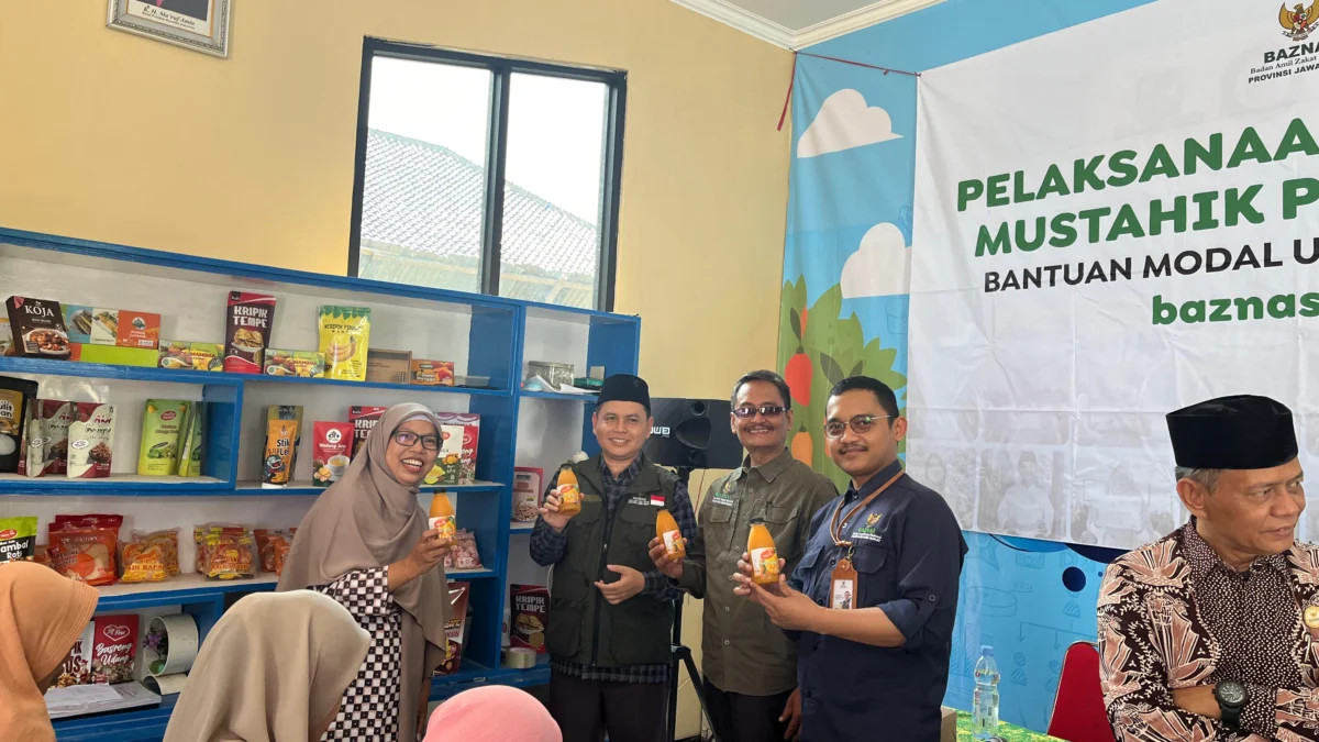 Entaskan Kemiskinan, Baznas Jabar Berdayakan Mustahik dengan Bantuan Modal Usaha
