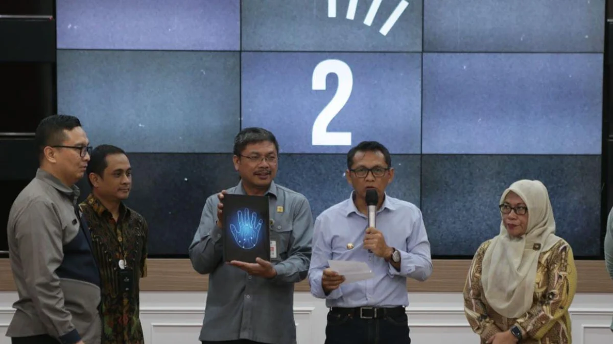 Efesiensi Pelayanan Hukum, Pemkot Bogor Launching Transformasi JDIH 5.0 Pj Wali Kota Bogor, Hery Antasari bersama jajaran. (Yudha Prananda / Jabar Ekspres)