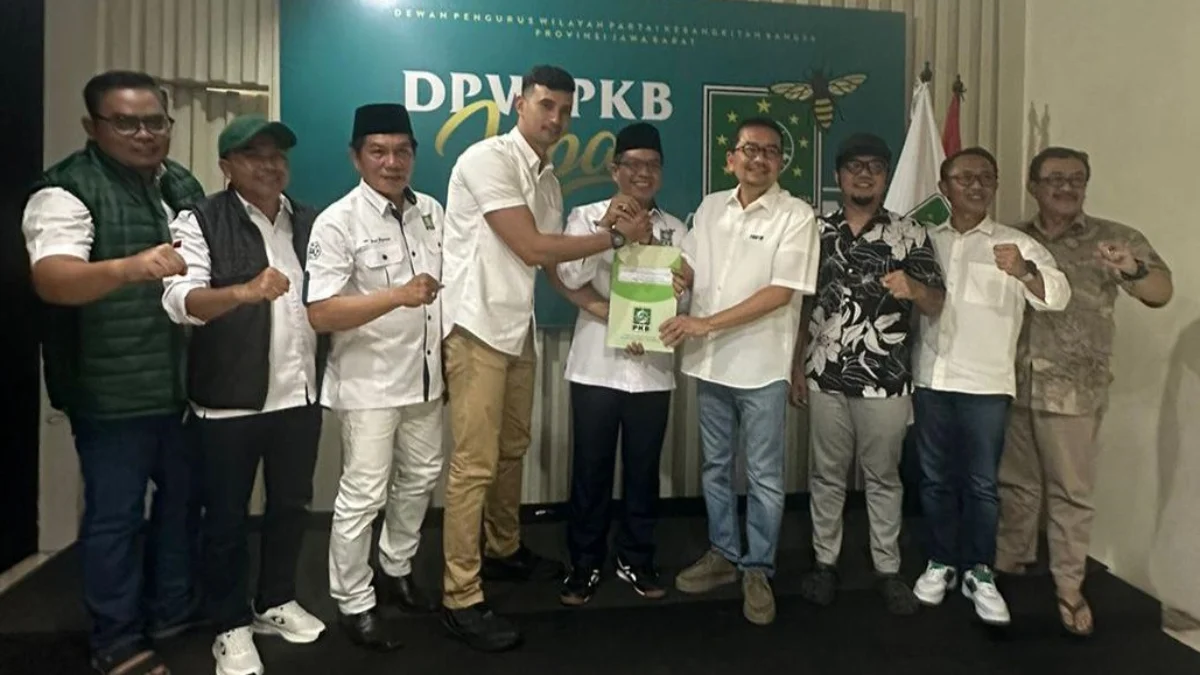 Pasangan Dadang Supriatna dan Ali Syakieb akhirnya resmi dikukuhkan untuk maju di Pilkada Kabupaten Bandung.