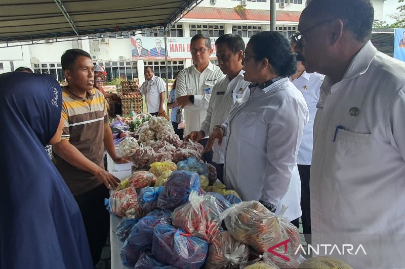 Mengendalikan Inflasi di Papua dengan Inovasi dan Sinergi Mengendalikan Inflasi di Papua dengan Inovasi dan Sinergi