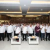 ekda Jabar Herman Suryatman saat rakor Program Percepatan Optimalisasi Pencapaian Indikator Makro Pembangunan di kantor Bupati Indramayu, Rabu (3/7/2024) (Rizalfs/Dokpim Jabar)