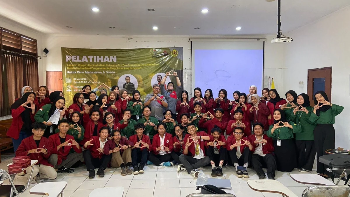 Meningkatkan Keterampilan Penulisan Akademik Mahasiswa UNAS PASIM Melalui Pelatihan Optimalisasi Penggunaan Aplikasi AI Penunjang Penelitian Meningkatkan Keterampilan Penulisan Akademik Mahasiswa UNAS PASIM Melalui Pelatihan Optimalisasi Penggunaan Aplikasi AI Penunjang Penelitian