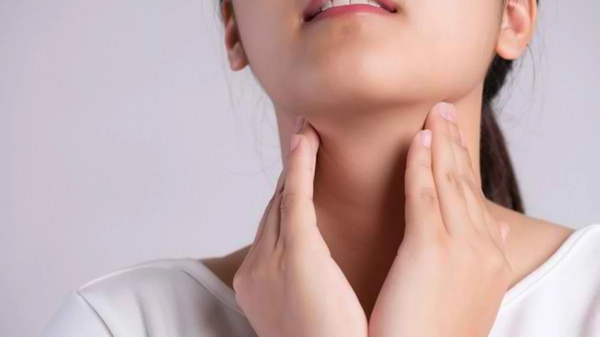 Pahami Penyebab dan Cara Pengobatan Radang Amandel Pahami Penyebab dan Cara Pengobatan Radang Amandel