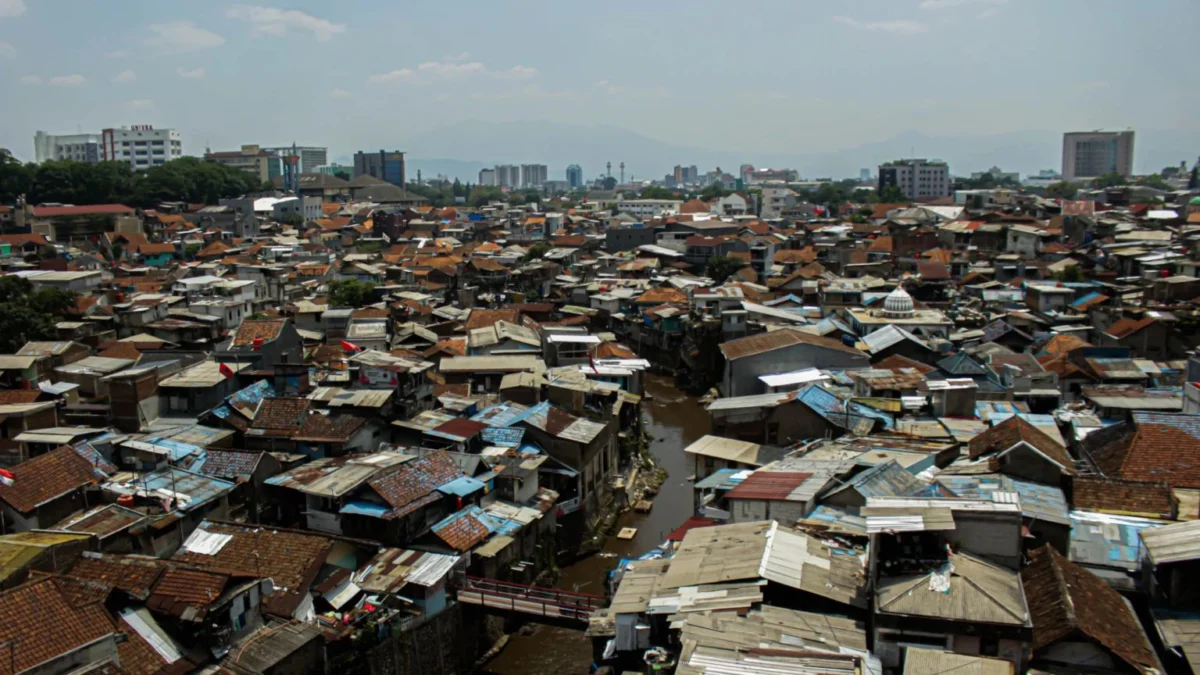 Ilustrasi: Pemukiman masyarakat di kawasan Tamansari, Kota Bandung. (Pandu Muslim/Jabar Ekspres)