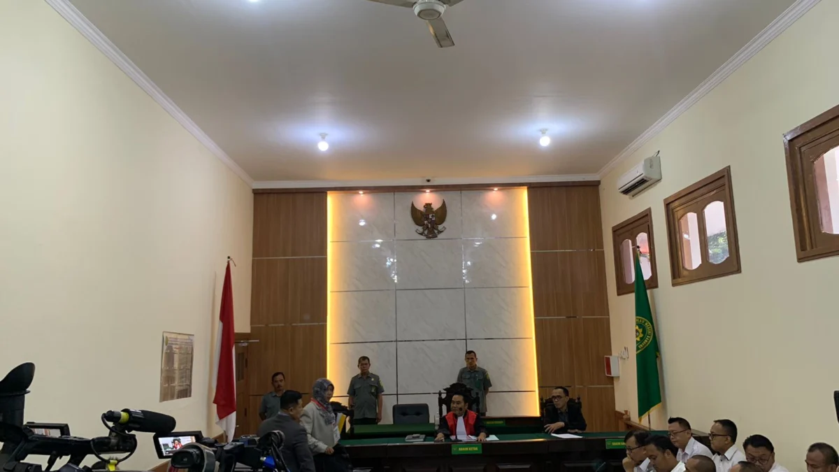 Jalannya sidang praperadilan Pegi yang digelar PN Bandung, Selasa (2/7). (Sadam Husen / JE)