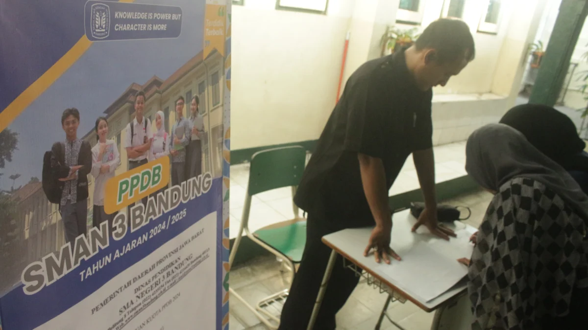 Ist. Proses pendaftaran PPDB 2024 tahap 2 di Jabar. Foto Pandu Muslim Jabar Ekspres.