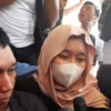 Lusiana, adik Pegi Setiawan tanggapi putusan kebebasan kakaknya. (Jabar Ekspres)