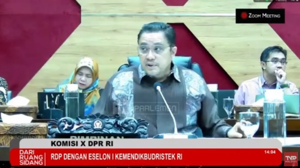 Wakil Ketua Komisi X DPR RI Dede Yusuf dalam Rapat Dengar Pendapat (RDP) Komisi X DPR RI dengan Eselon 1 Kemendikbudristek di Kompleks Parlemen, Jakarta, Selasa (9/7/2024). (Youtube / TVR Parlemen)