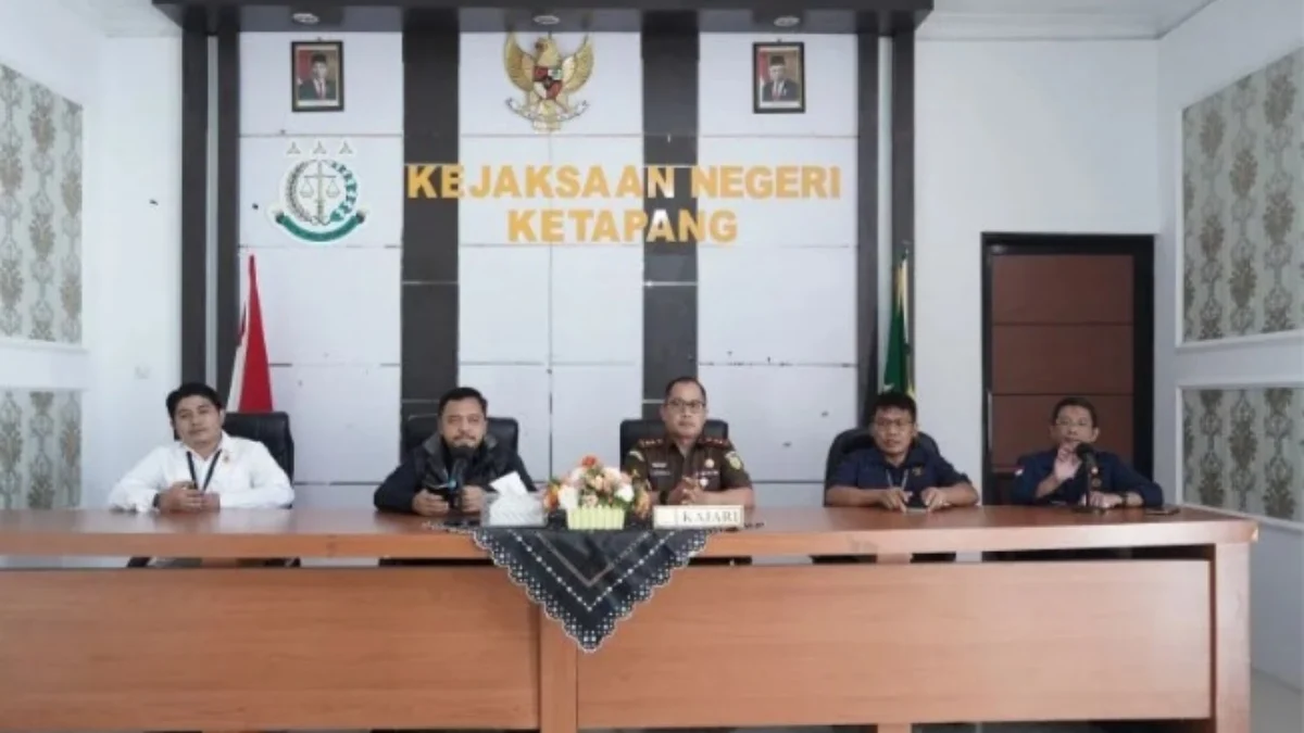 Jumpa pers tindak lanjut penegakan hukum pertambangan tanpa izin di Ketapang, Kalbar. foto/ANTARA