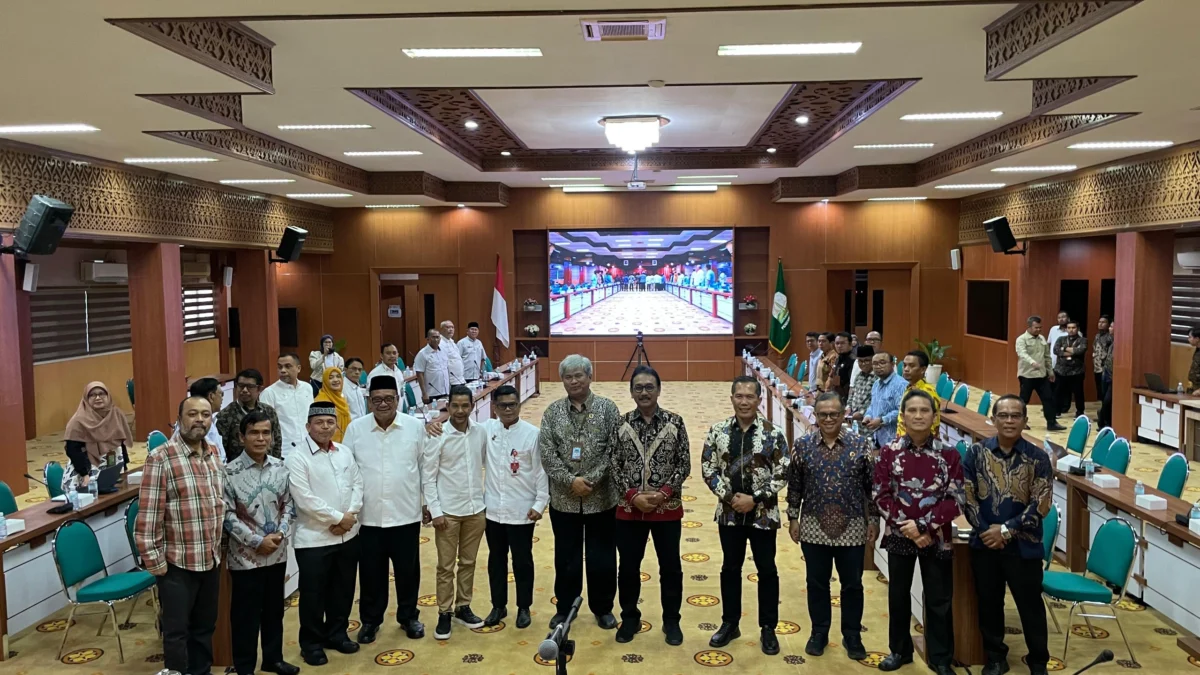 Rapat Koordinasi Lintas Lembaga yang berlangsung di Kantor Gubernur Aceh pada Jumat (12/07/2024).
