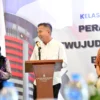 Bey Machmudin Ajak Pemuda dan LSM Jadi Pelopor Antikorupsi Bey Machmudin Ajak Pemuda dan LSM Jadi Pelopor Antikorupsi