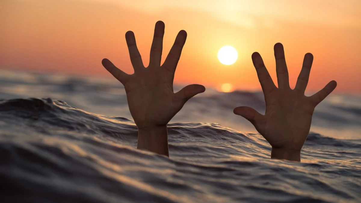 2 Wisatawan Asal Arab Tenggelam di Pelabuhanratu Ilustrasi tewas tenggelam. Dok pixabay