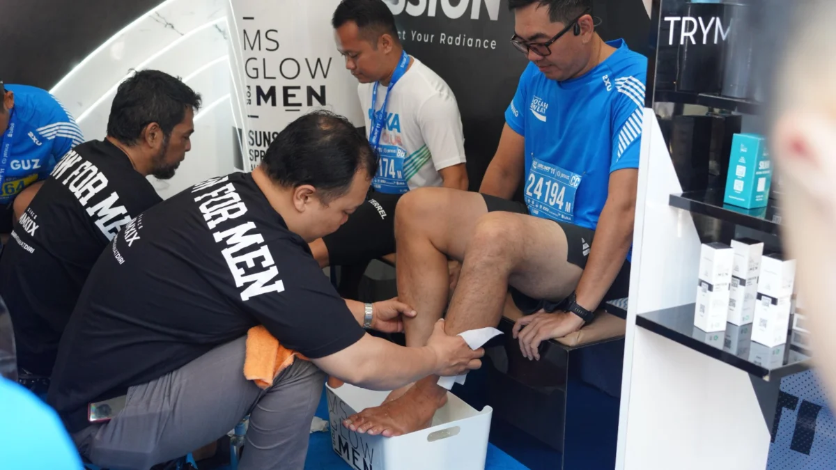 Potret pelari memakai MS Glow untuk hindari Sinar UV