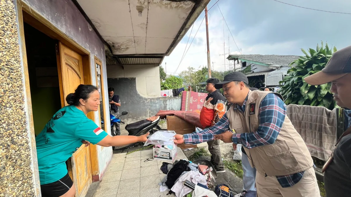 Dede Sodikin Koordiv Pencegahan Partisipasi Masyarakat dan Hubungan Masyarakat (P2HM) Bawaslu Kabupaten Bandung saat melakukan pelaksanaan Coklit. Foto Istimewa