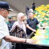 Doc. Pemerintah Kota Cimahi Bersama Bulog Gelar Program Sibesti, Atasi Kebutuhan Beras untuk Masyarakat (Foto: Mong/Jabar Ekspress)