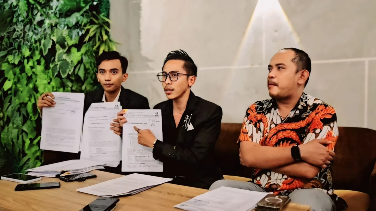 embilan Bintang melakukan somasi Kantor Badan Pertanahan Nasional (BPN) dan Dinas Pekerjaan Umum dan Penataan Ruang (DPUPR) Kabupaten Bogor. / Foto Sembilan Bintang