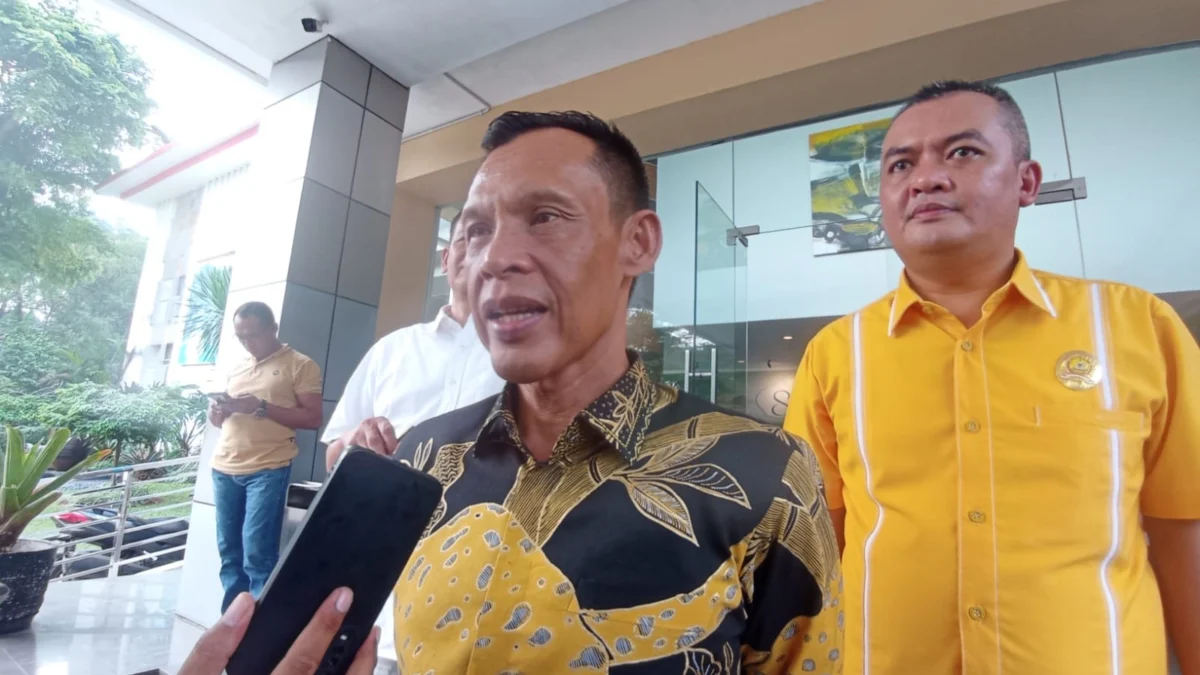 Rudy Susmanto Jadi Calon Bupati, Jaro Ade Ucapkan Selamat Rudy Susmanto Jadi Calon Bupati, Jaro Ade Ucapkan Selamat / Foto Sandika Fadilah Jabar Ekspres