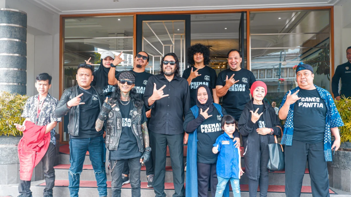 Sejumlah pemain Preman Pensiun memberikan dukungan kuat kepada Ono Surono untuk maju dalam kontestasi Pilgub Jabar.