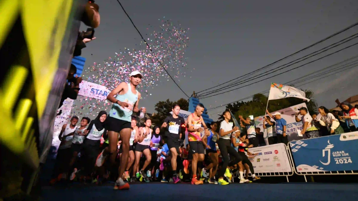 Jabar Run 10K 2024 Gelorakan Gaya Hidup Sehat dan Pariwisata Kota Cirebon
