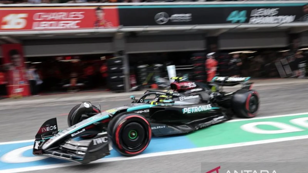 Hamilton dan Russel Ungkap Semakin Percaya Diri Setelah Dapat Dua Kemenangan Mercedes Berturut-turut Hamilton dan Russel Ungkap Semakin Percaya Diri Setelah Dapat Dua Kemenangan Mercedes Berturut-turut