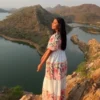 Inluenser asal India Aanvi Kamdar yang tewas saat merekam video Reels di atas Jurang. (instagram @theglocaljournal)