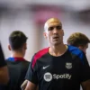 Barcelona Resmi Pinjamkan Gelandang Bertahan Oriol Romeu ke Girona